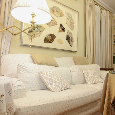 Apartamento La Feria Apartment Seville Luaran gambar