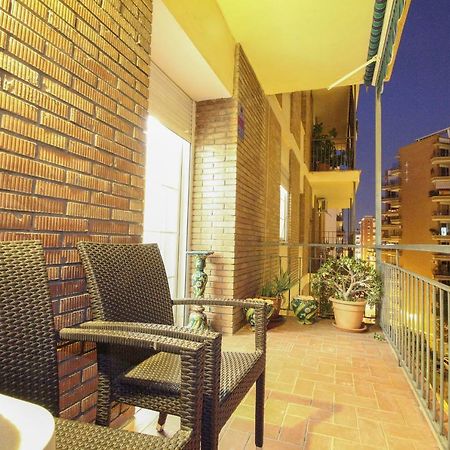 Apartamento La Feria Apartment Seville Luaran gambar