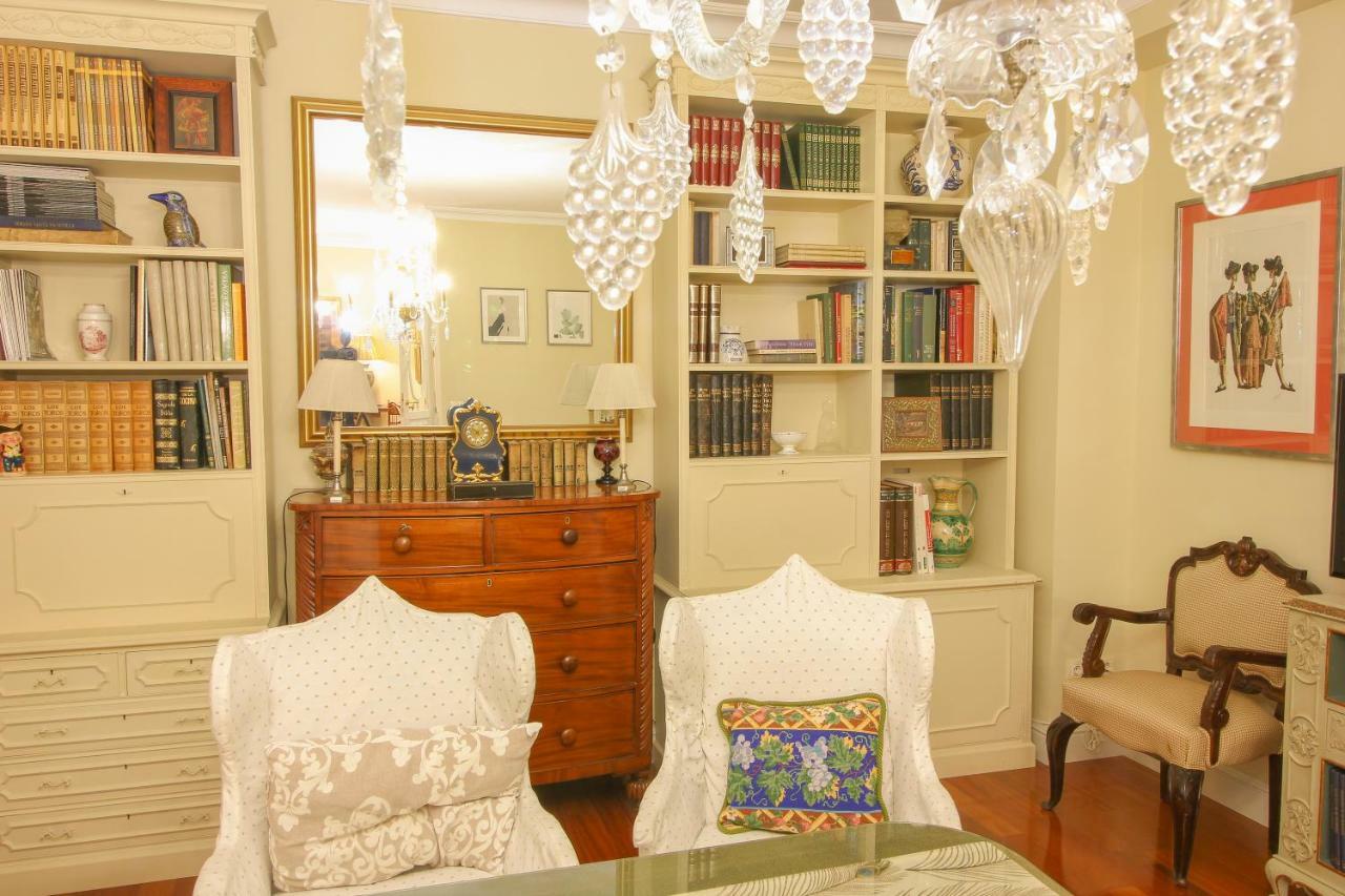 Apartamento La Feria Apartment Seville Luaran gambar