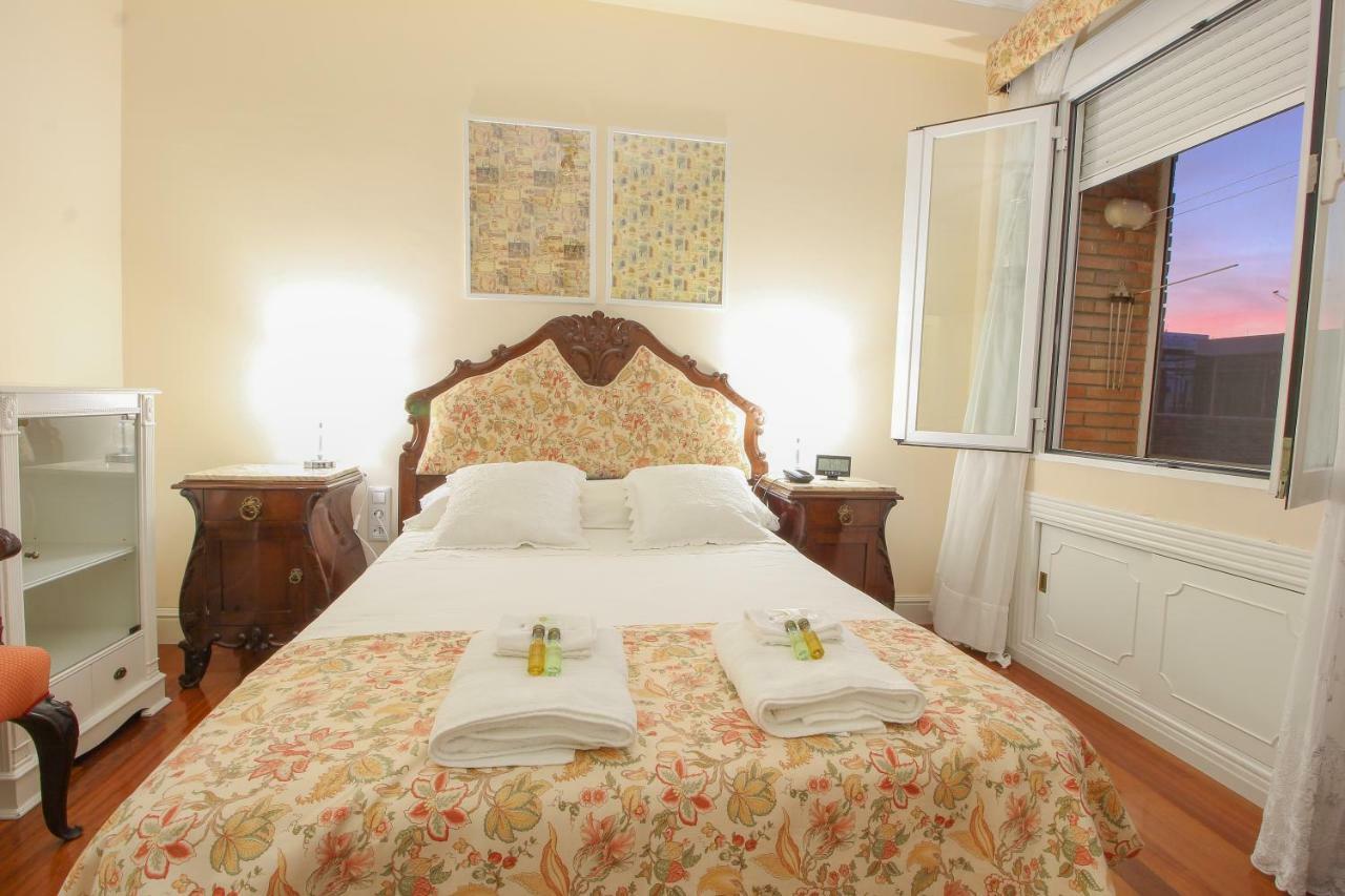 Apartamento La Feria Apartment Seville Luaran gambar