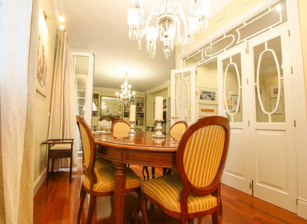 Apartamento La Feria Apartment Seville Luaran gambar