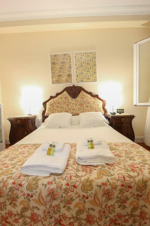 Apartamento La Feria Apartment Seville Luaran gambar