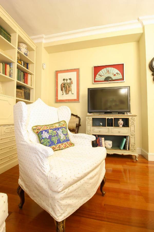 Apartamento La Feria Apartment Seville Luaran gambar