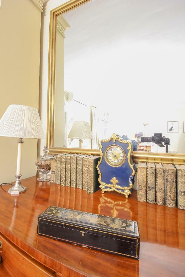 Apartamento La Feria Apartment Seville Luaran gambar